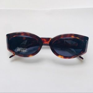 🌴Authentic Gianfranco Ferre sunglasses 😎